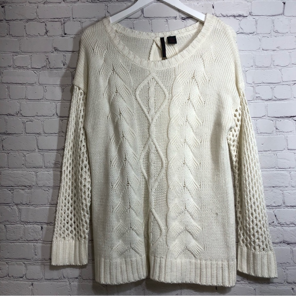 Heart n crush sweater Ligth